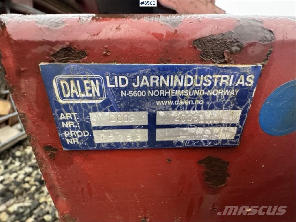 Dalen 2 trinns 刮雪板和犁