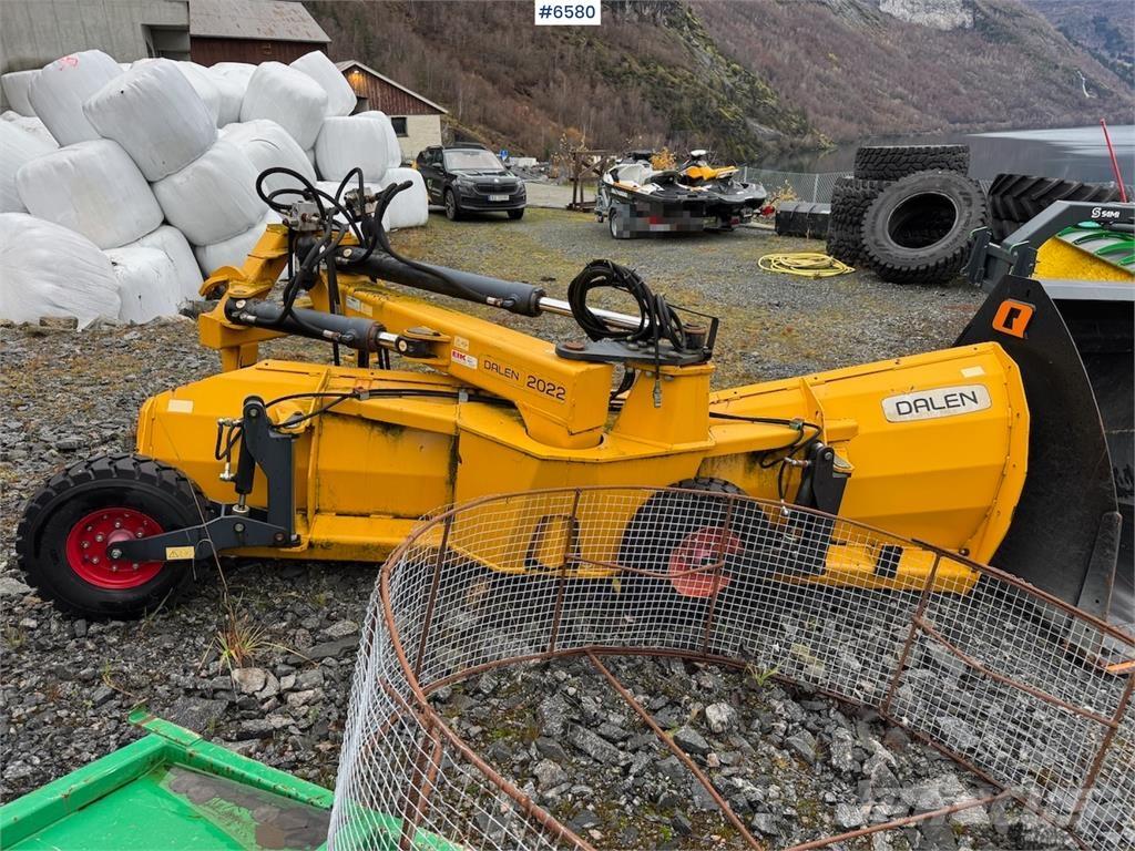 Dalen 2022 刮雪板和犁