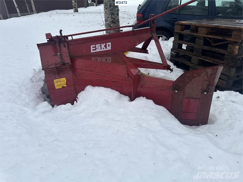 Esko snøfres 掃雪機