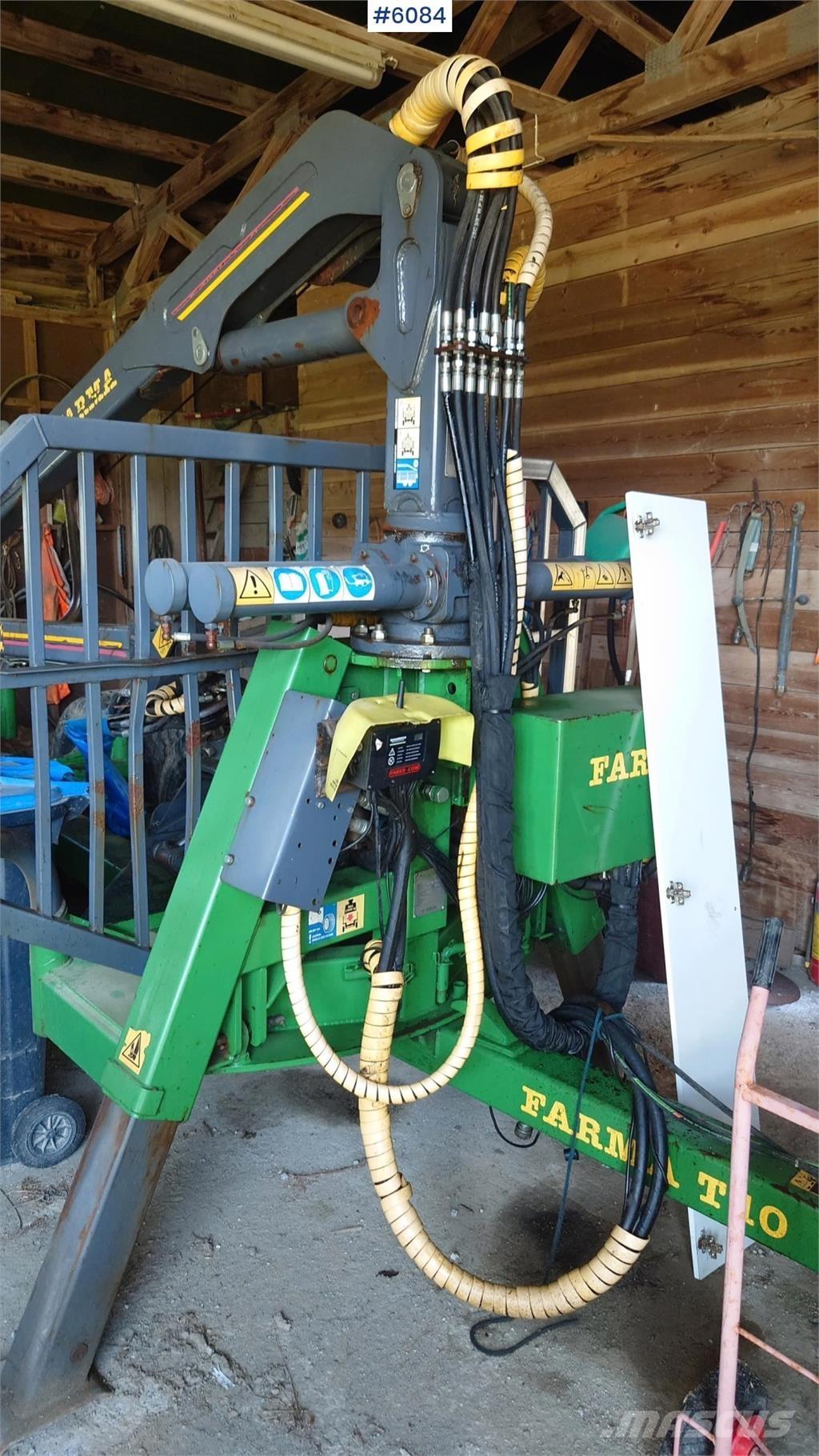 Farma T10 木材拖車