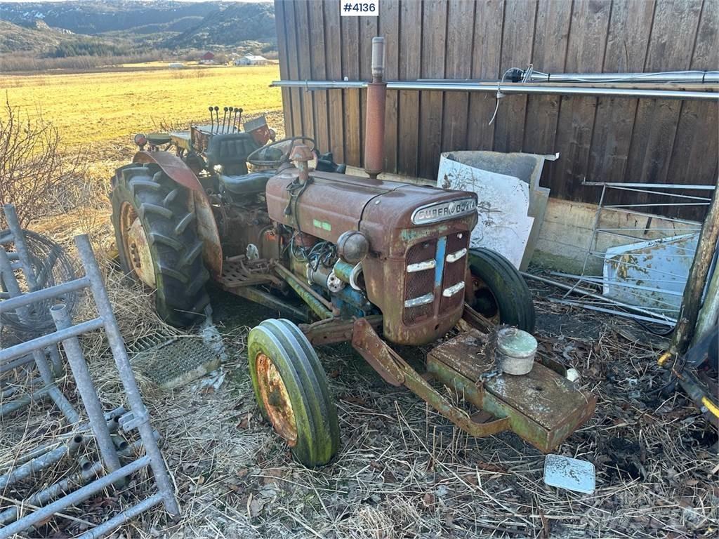 Ford Super Dexta 曳引機
