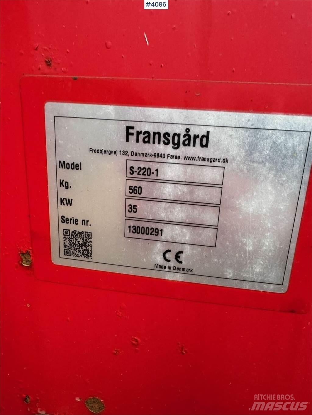 Fransgård S-220 刮雪板和犁