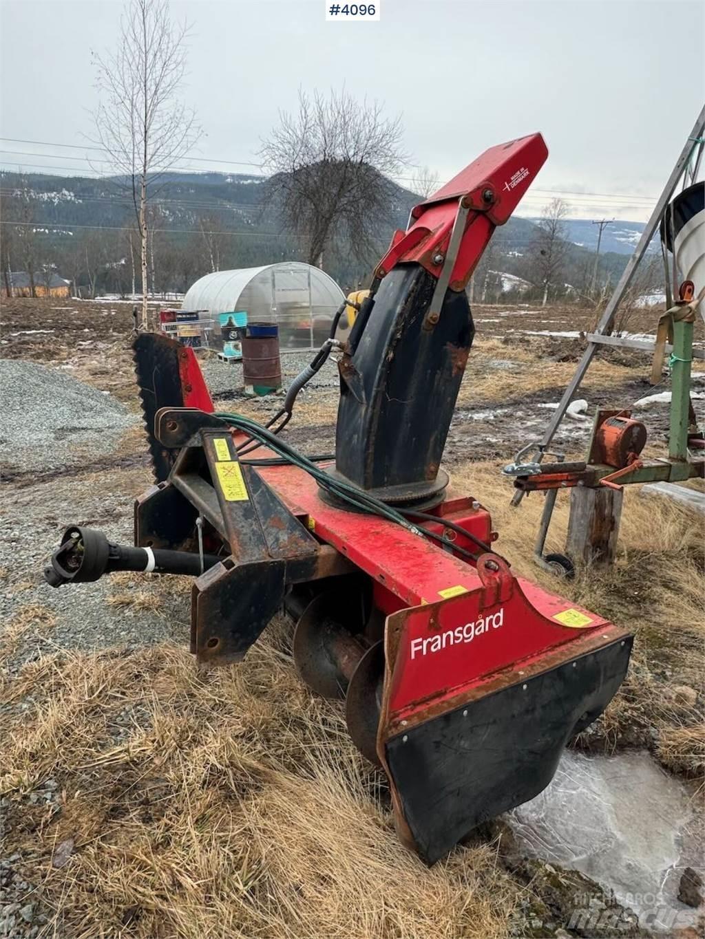 Fransgård S-220 刮雪板和犁