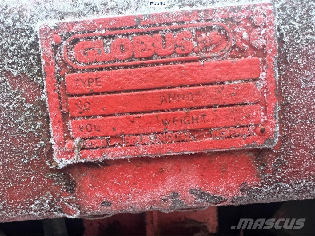 Globus snøfres 刮雪板和犁