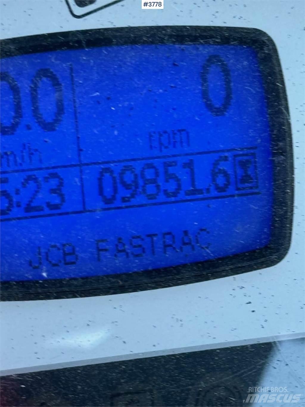JCB Fastrac 8250 曳引機