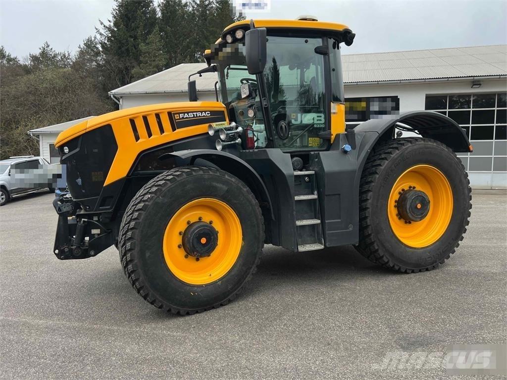 JCB Fastrac 8330 曳引機