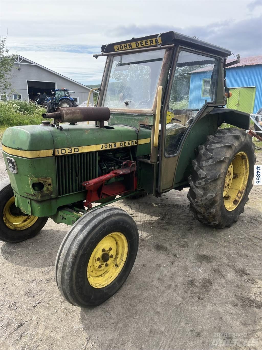 John Deere 1030 曳引機