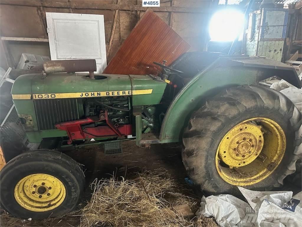 John Deere 1030 曳引機