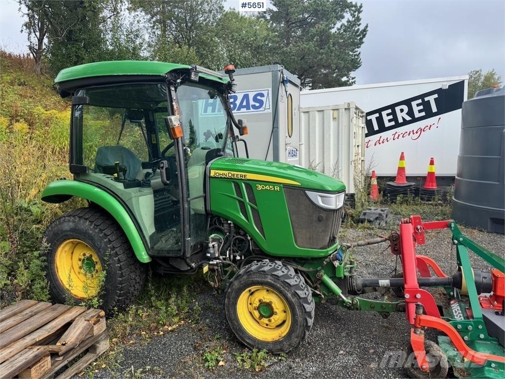 John Deere 3045R 曳引機