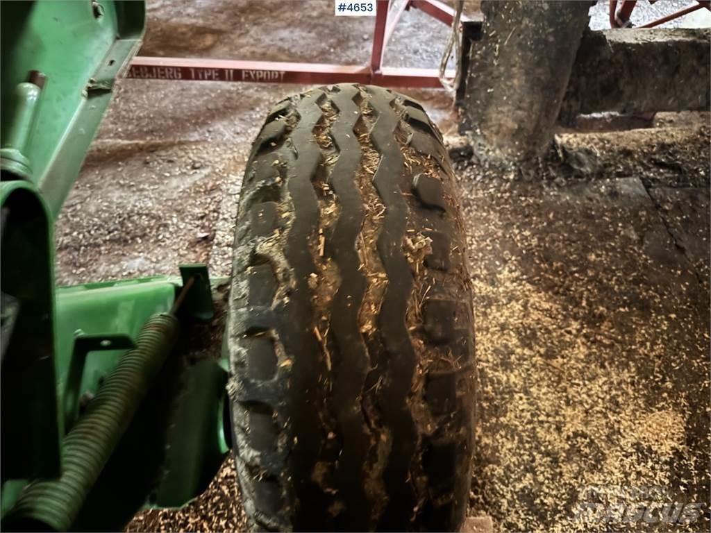 John Deere 545 其他收穫設備