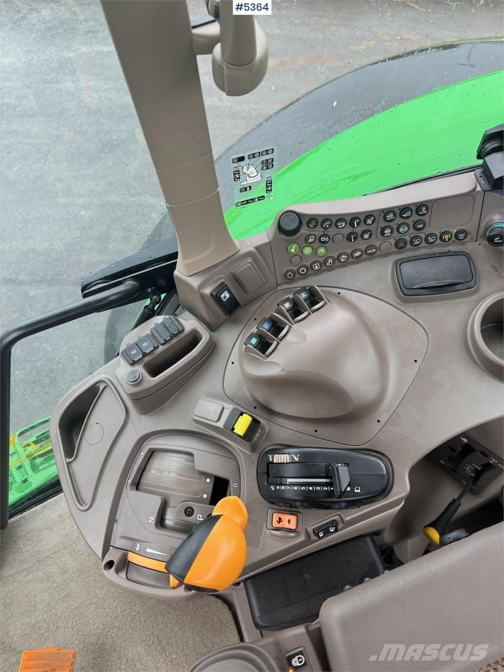 John Deere 6155M 曳引機
