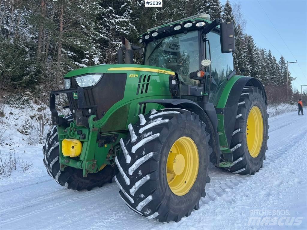 John Deere 6215R 曳引機