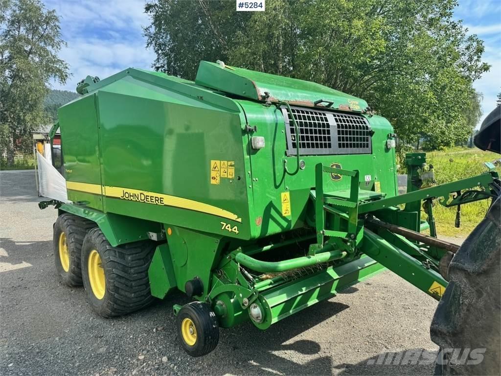 John Deere 744 其他收穫設備