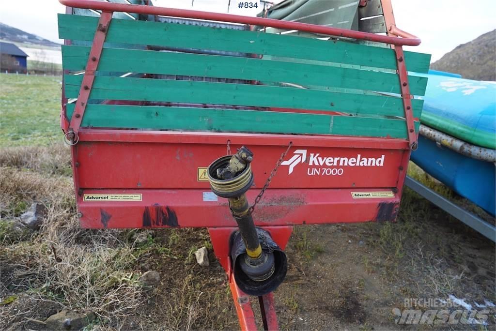 Kverneland UN7000 青飼料搬運車