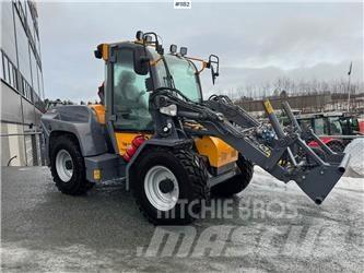 LM Trac 587 多功能裝載機