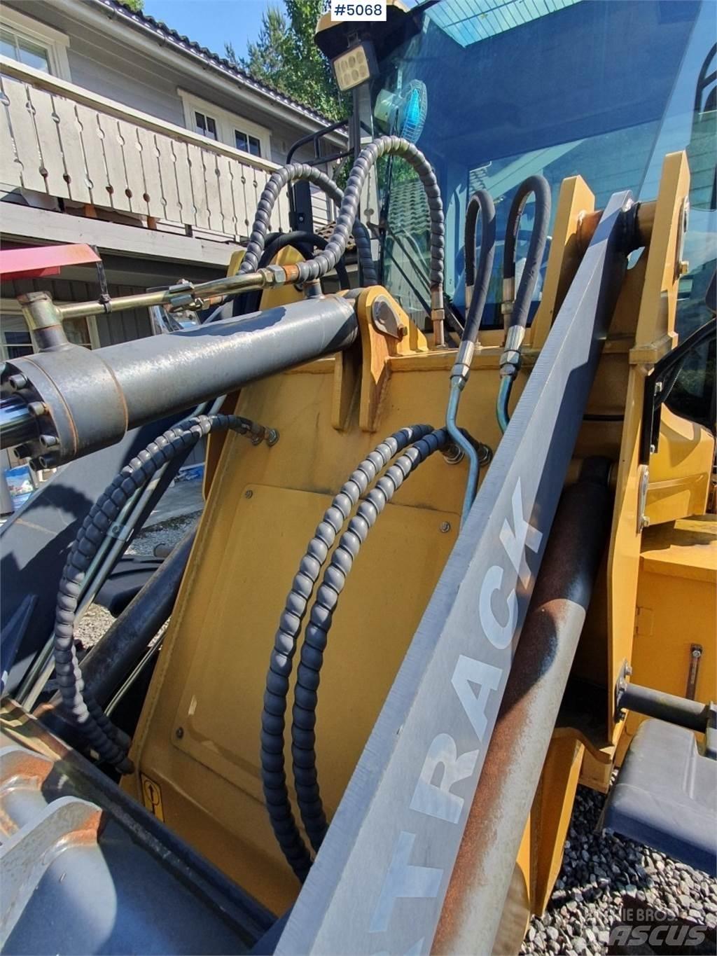 Powertrack L36 輪胎式裝載機