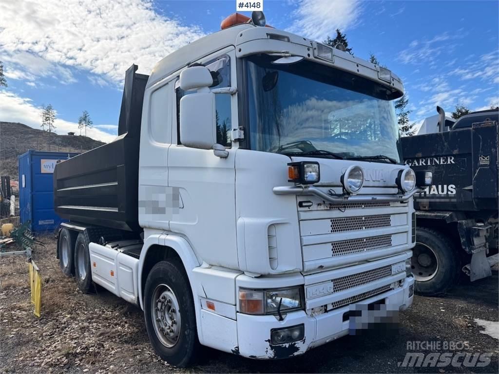 Scania 144G 貨箱式卡車