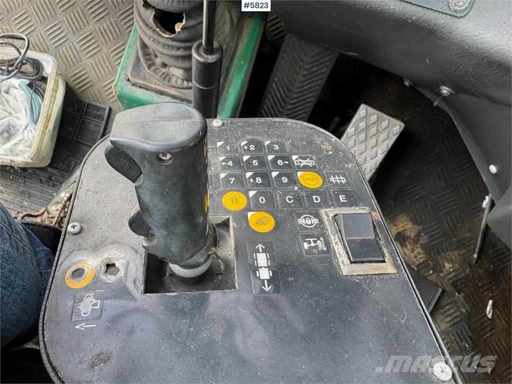 Timberjack 1270 收穫機
