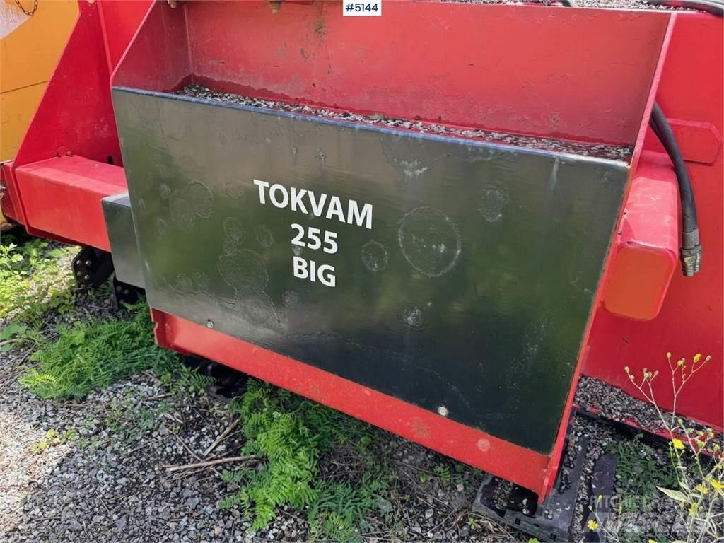 Tokvam 255 刮雪板和犁