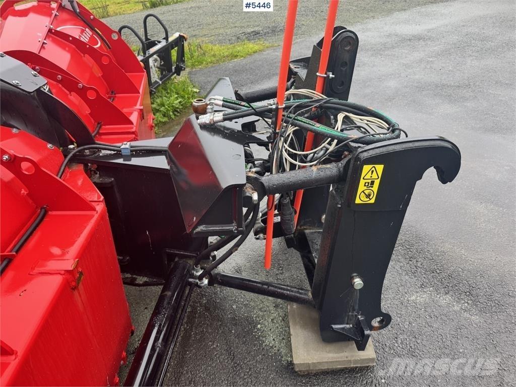 Tokvam VT320 Plog 刮雪板和犁
