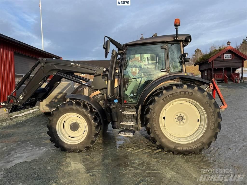 Valtra G135 曳引機