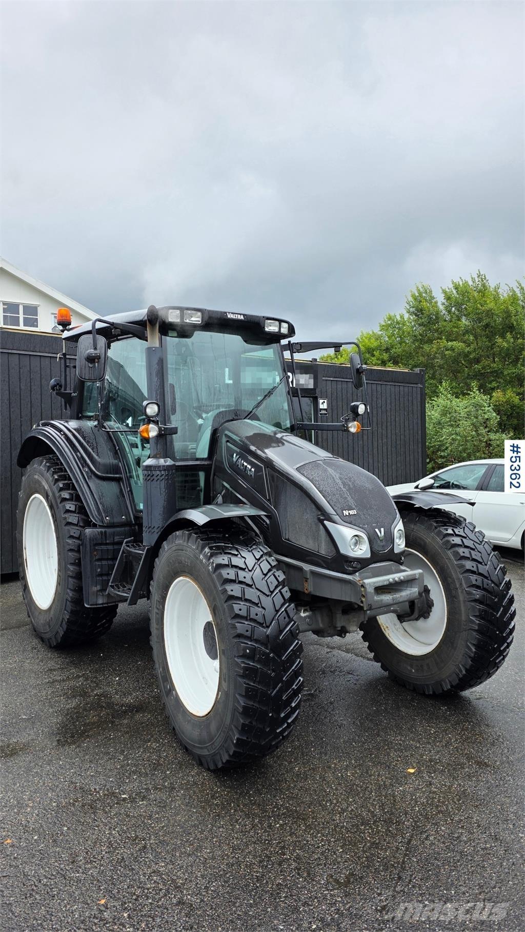 Valtra N103 曳引機