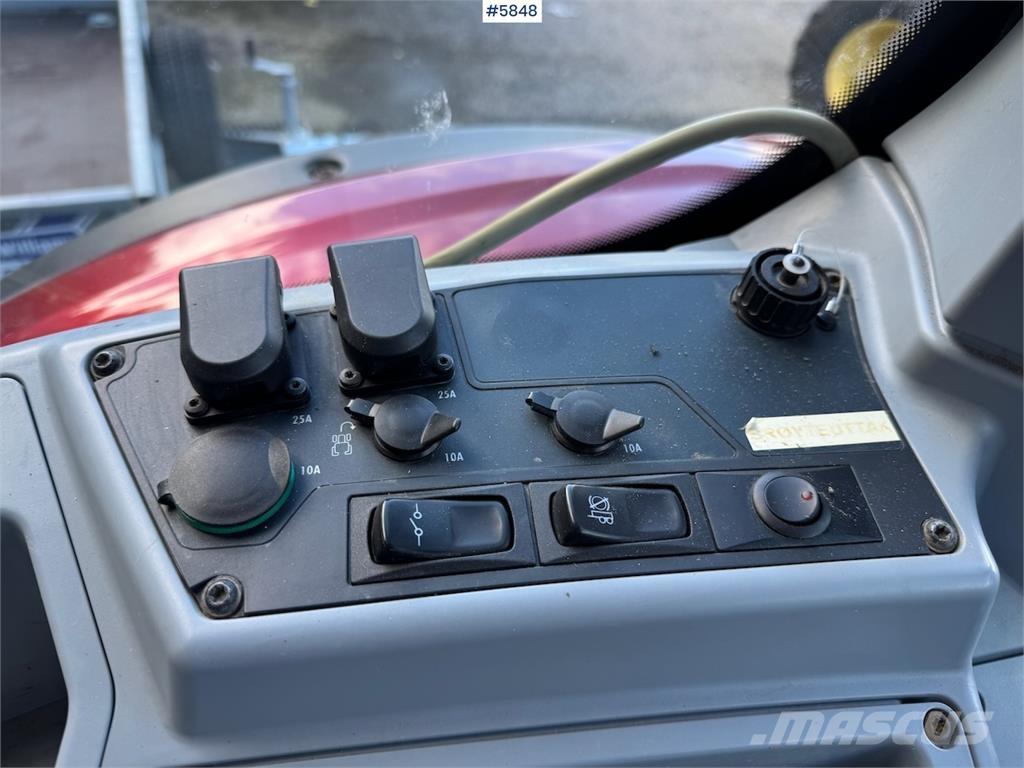 Valtra N174 曳引機