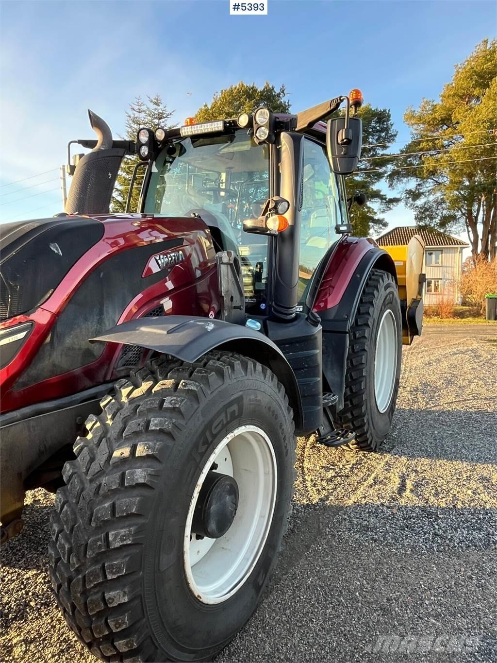 Valtra T174E 曳引機