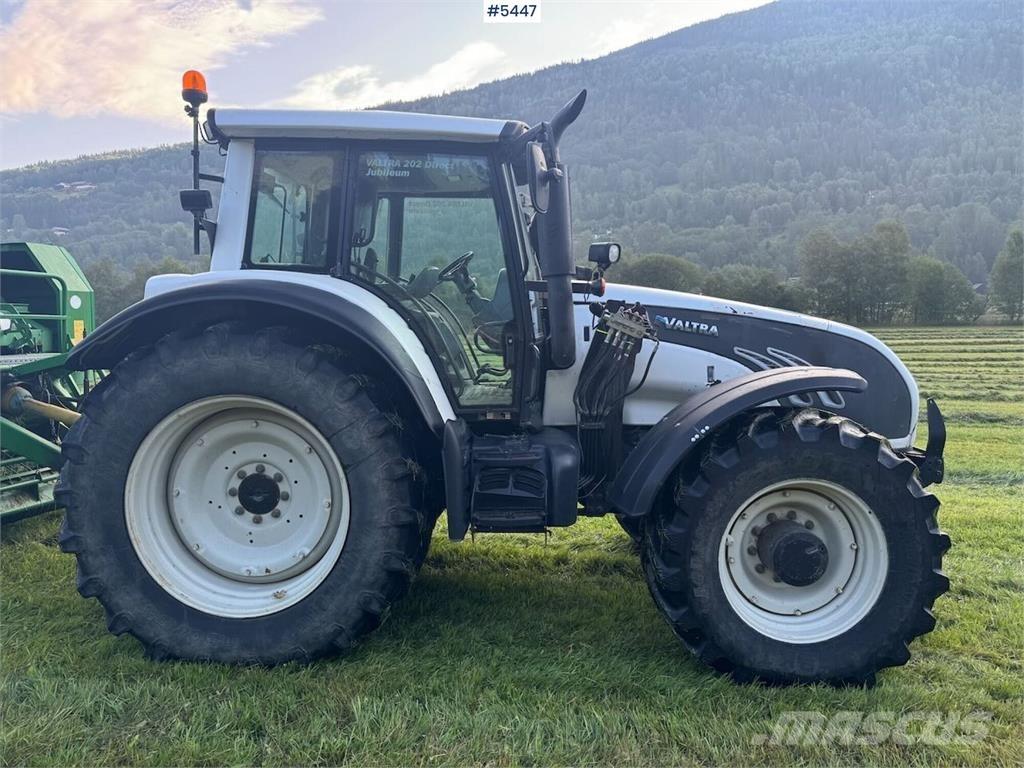 Valtra T202 曳引機