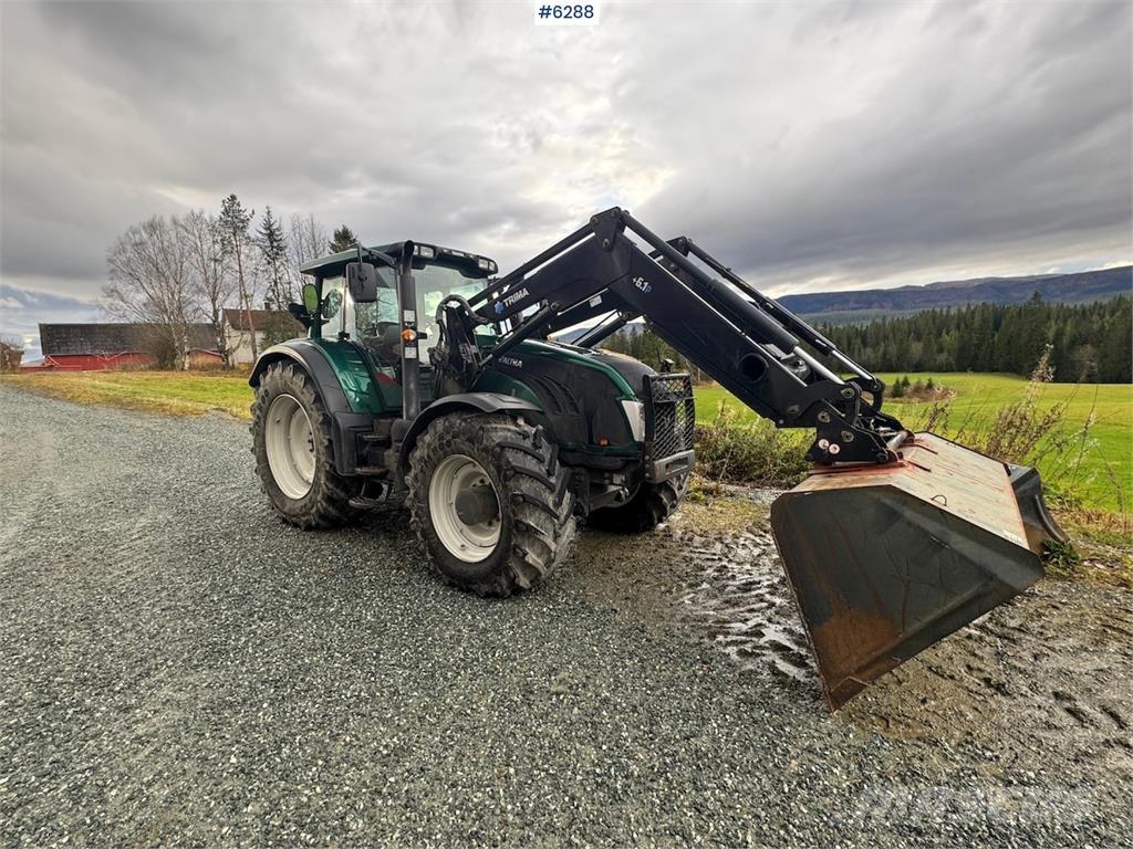 Valtra T203 曳引機