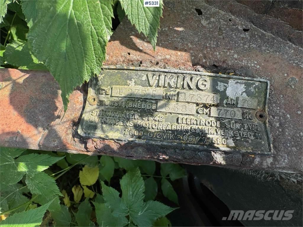 Viking L275E 刮雪板和犁