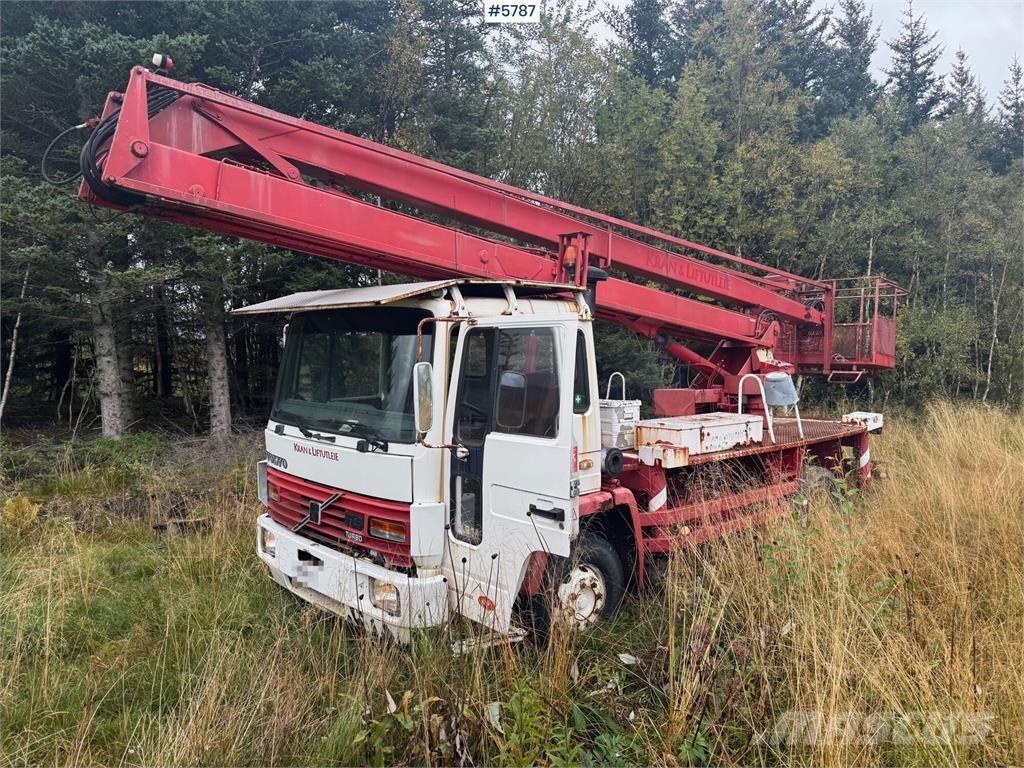 Volvo FL614 卡車裝載高空作業車