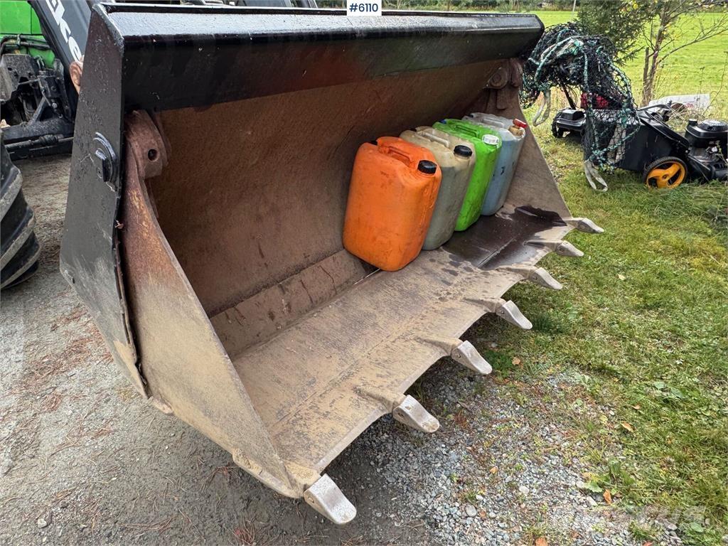  XR 210 其他耕耘機和配件