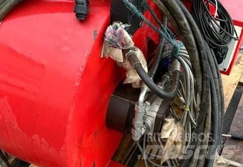  300 Hydraulisch 其他施肥機械和配件