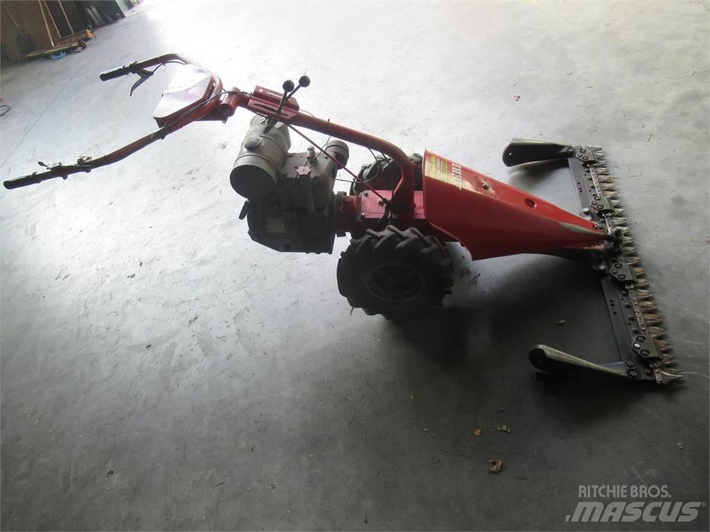 Aebi AM 9 騎乘式割草機