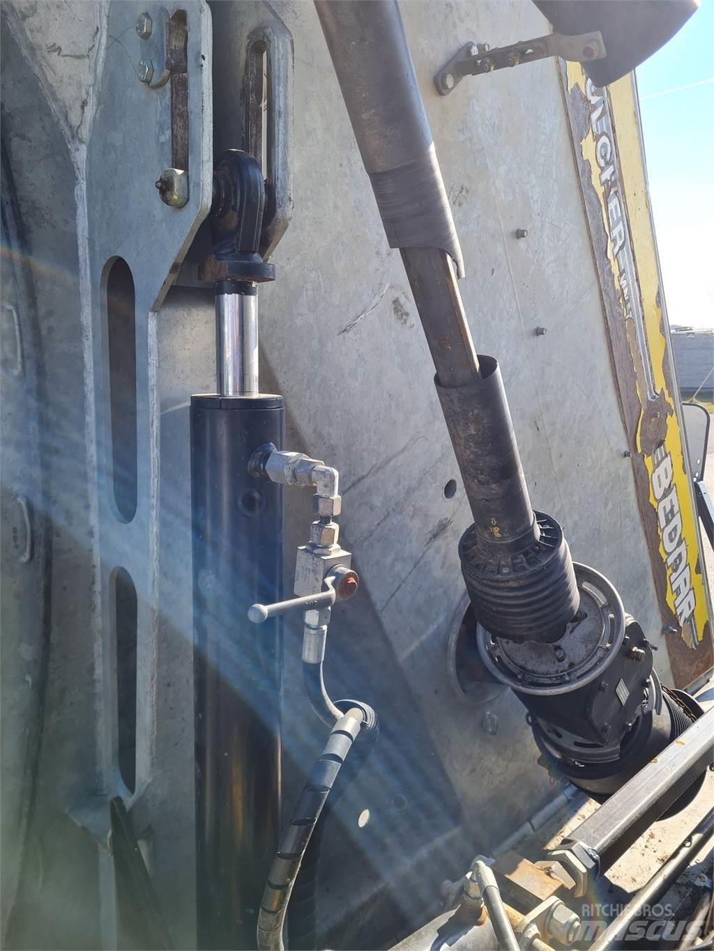 Bednar MM 7000 莖葉去葉機