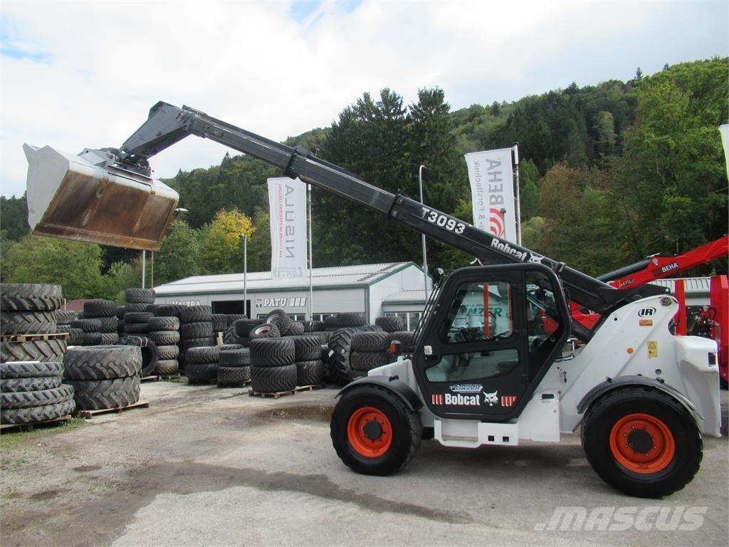 Bobcat 3093 前端裝載機和挖掘機