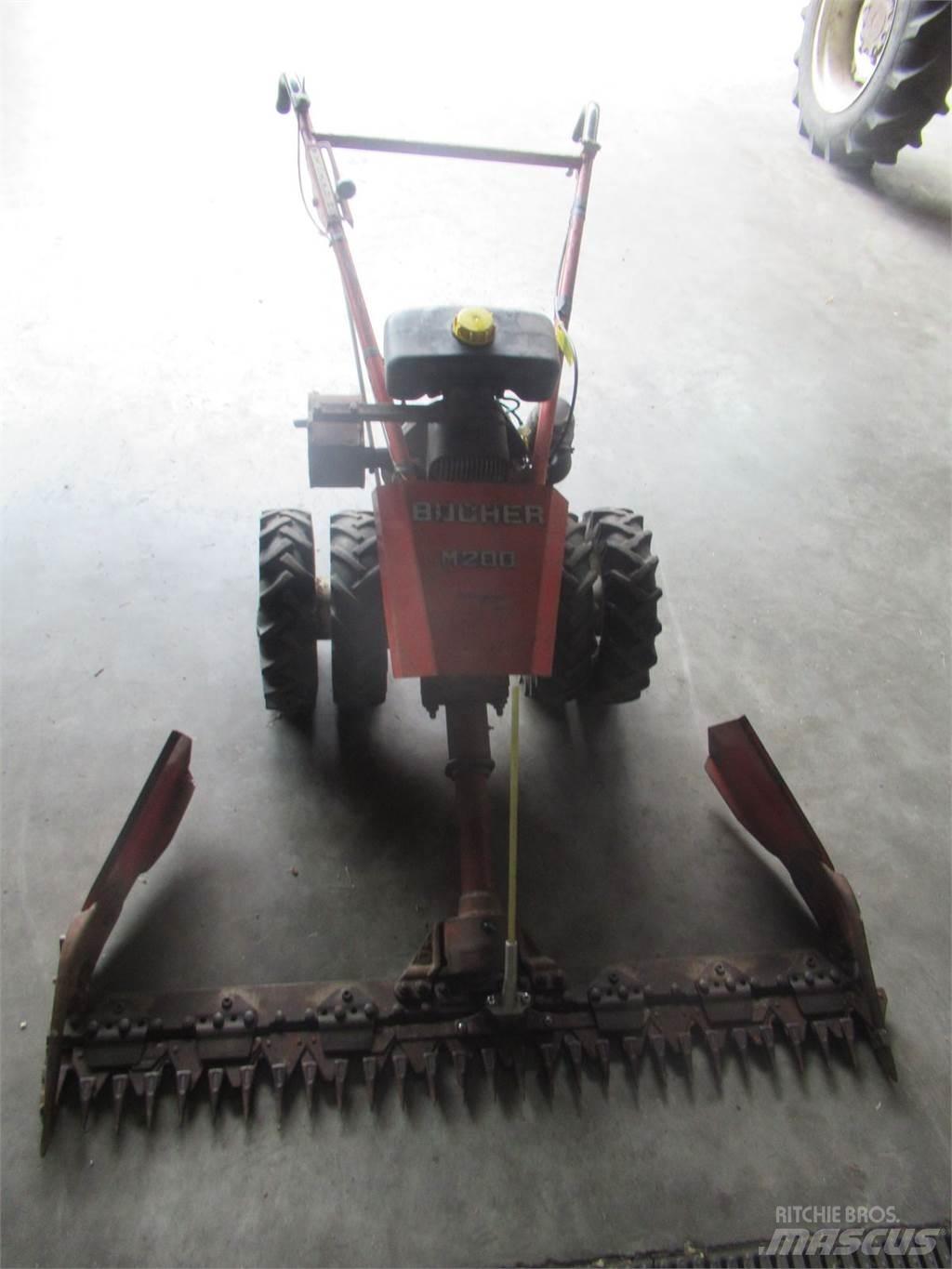 Bucher M 200 騎乘式割草機