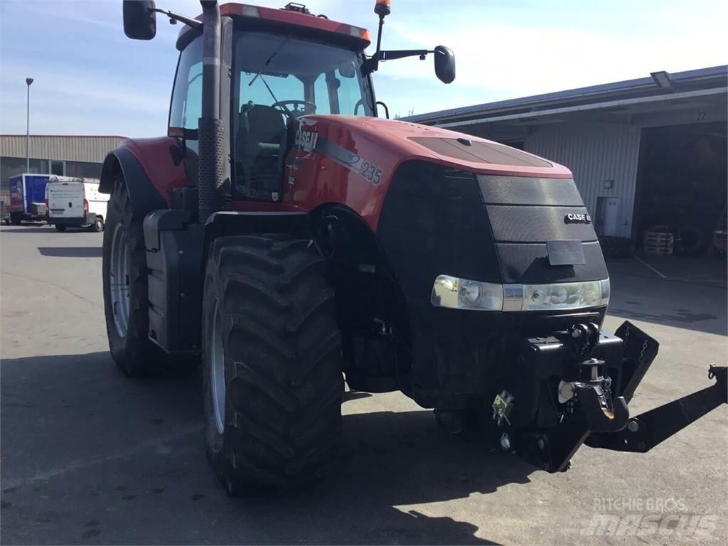 Case IH Magnum 235 曳引機