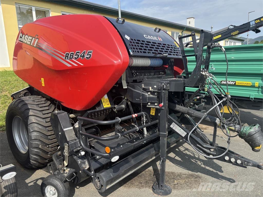 Case IH RB 545 圓型牧草打包機
