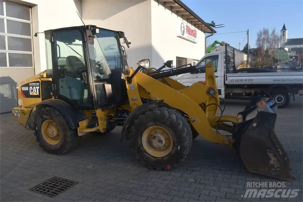 CAT 906M 輪胎式裝載機