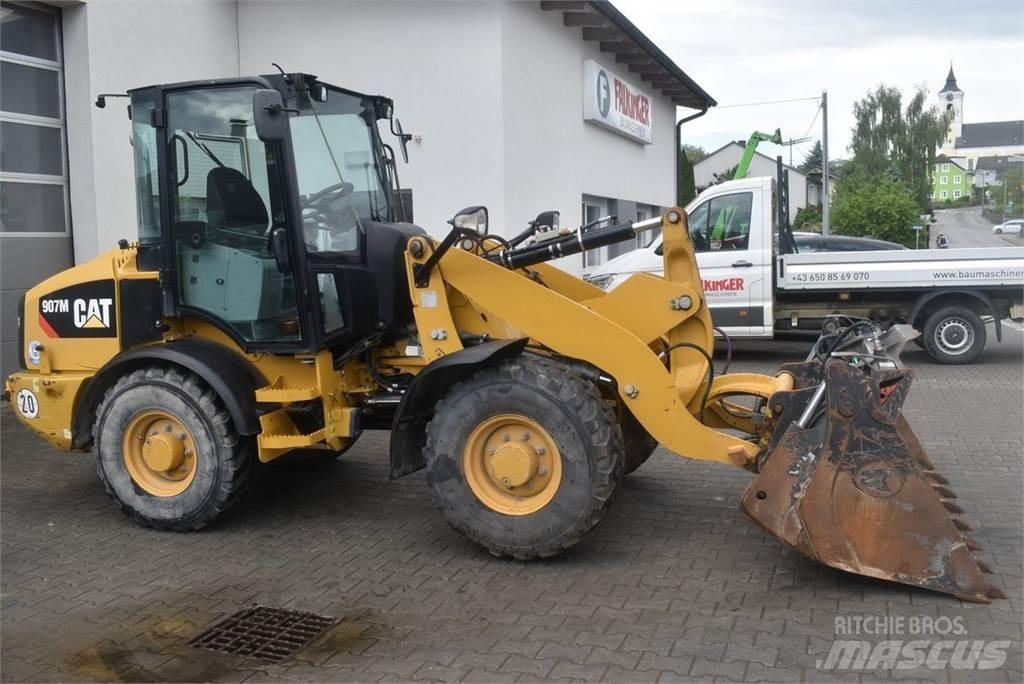 CAT 907M 輪胎式裝載機