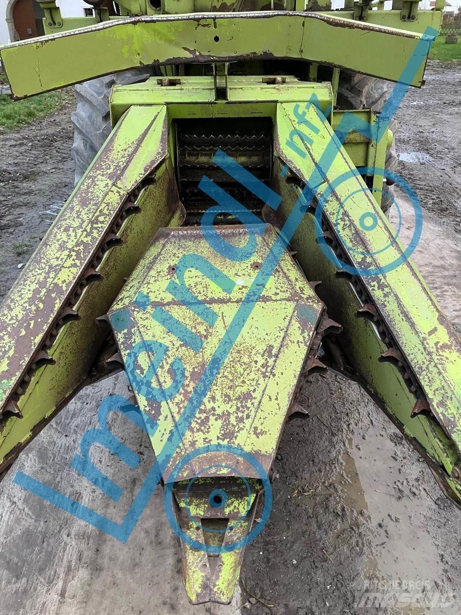 CLAAS  牧草收穫機