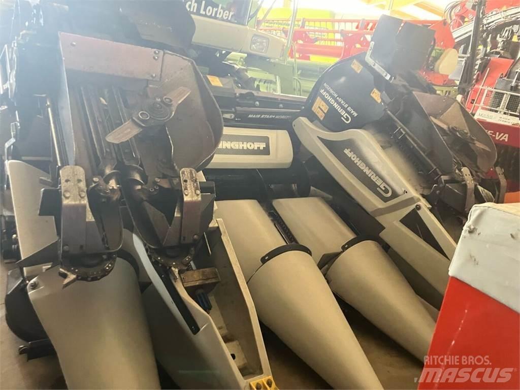 CLAAS Mega 370 聯合收穫機