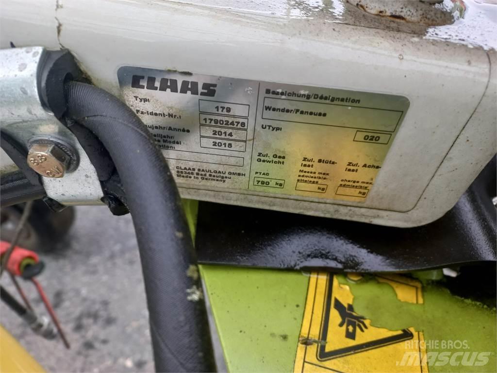 CLAAS Volto 600 耙與翻草機