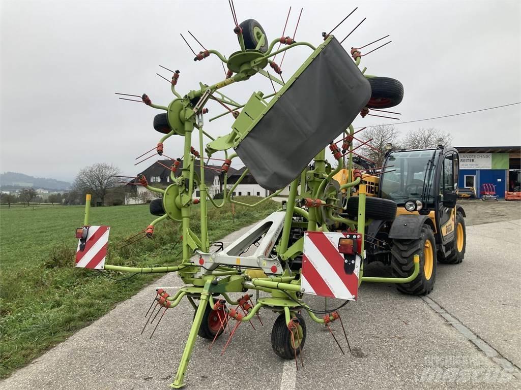 CLAAS VOLTO 77 耙與翻草機