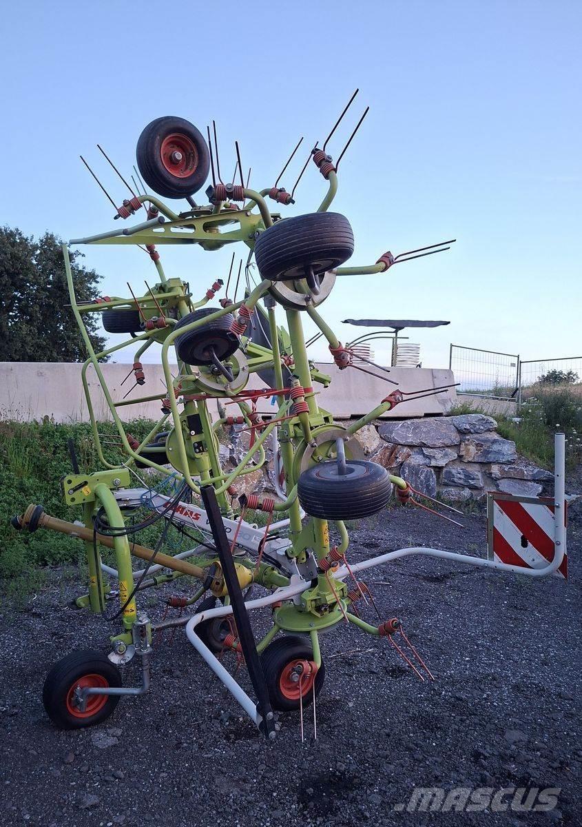 CLAAS Volto 80 耙與翻草機