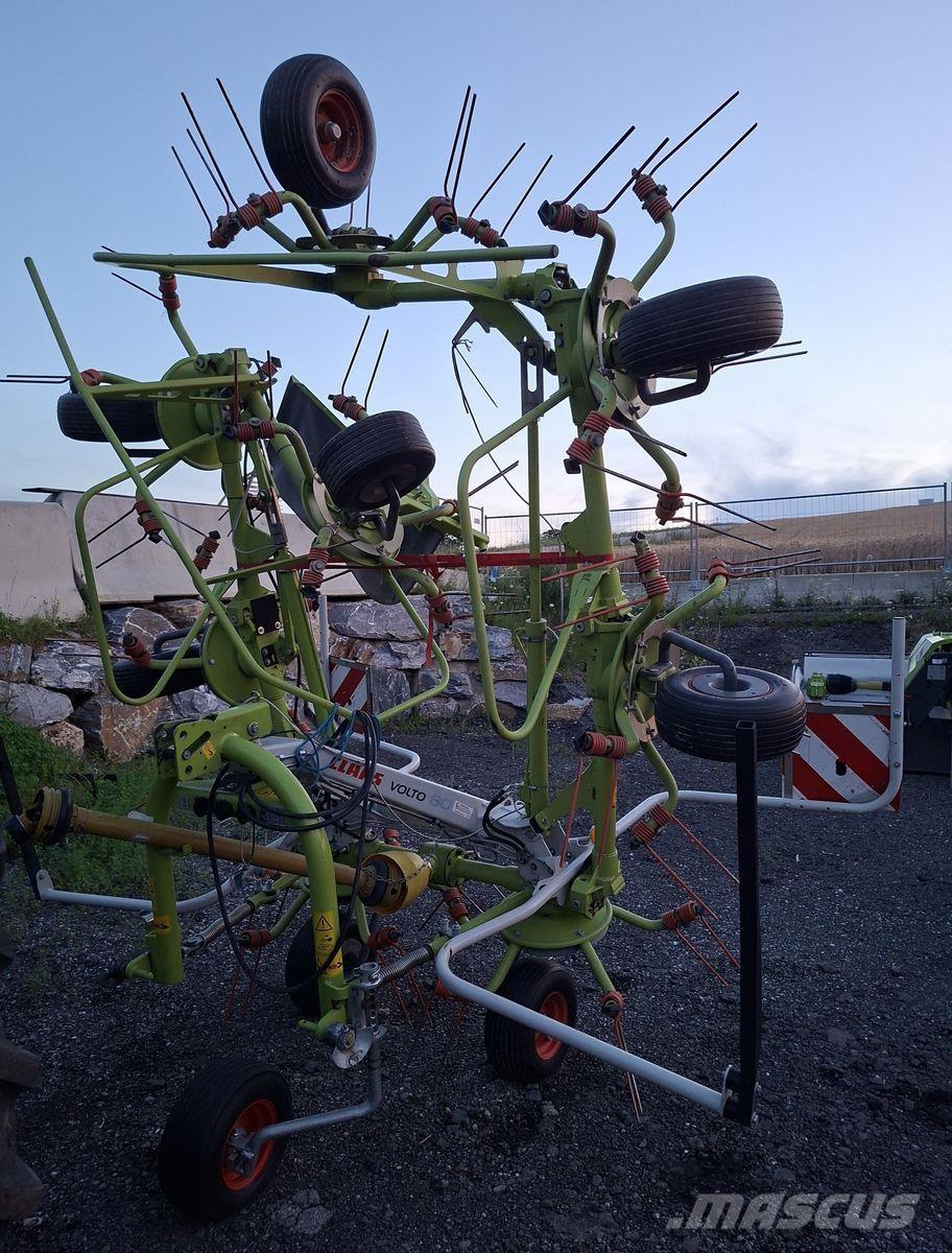 CLAAS Volto 80 耙與翻草機