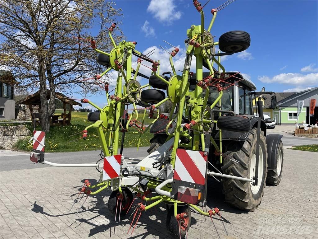CLAAS VOLTO 900 耙與翻草機