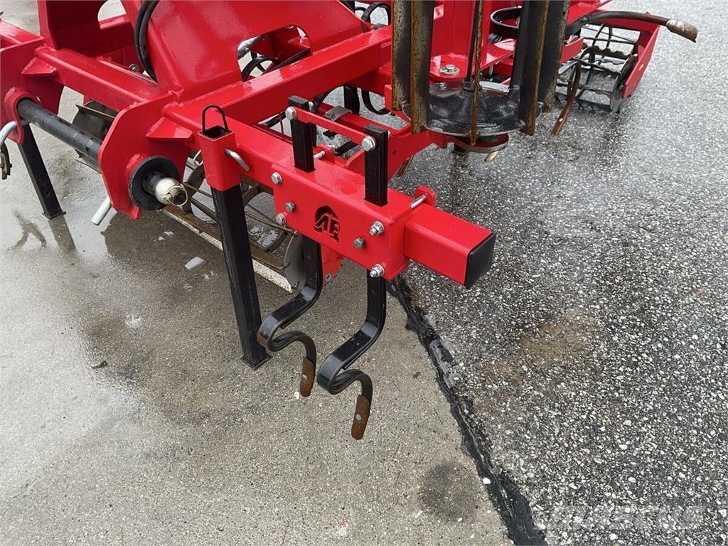  Coral Plus 420 其他播種機和配件